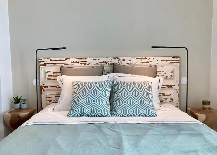 Newtrendy Charming In Historical * שטובל