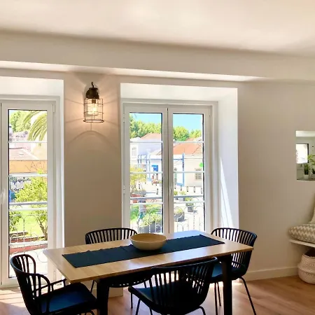 Newtrendy Charming In Historical